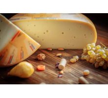 Сыр Гауда Young (нарезка от 300 грамм)