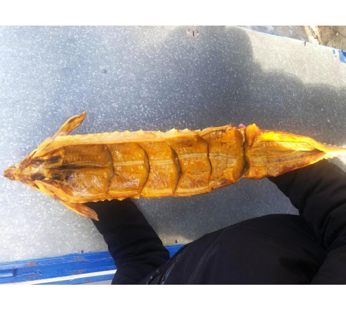 Осетр холодного копчення, (0,8 - 0,9 кг/шт)