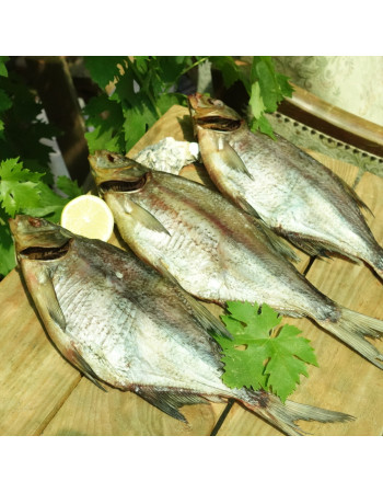 Лящ в'ялений 100%  ікряний, розмір 400-600грам