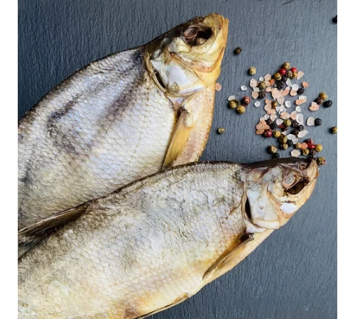 Лящ в'ялений 100%  ікряний, розмір 400-600грам