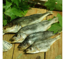 Окунь вяленый, непотрошеный, с луской, размер 100-700 грамм