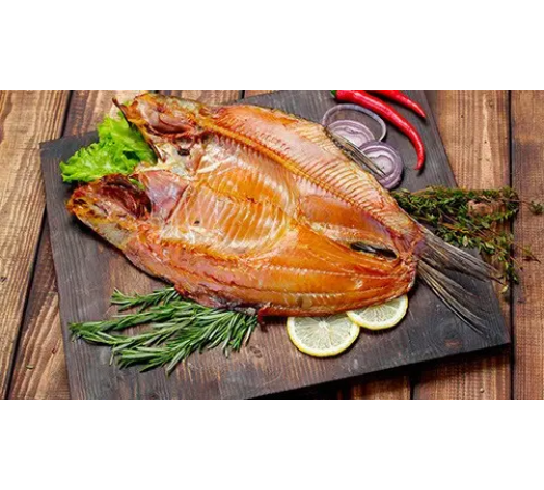 Лещ копченый, 550/750 грамм штука, цена за 1кг