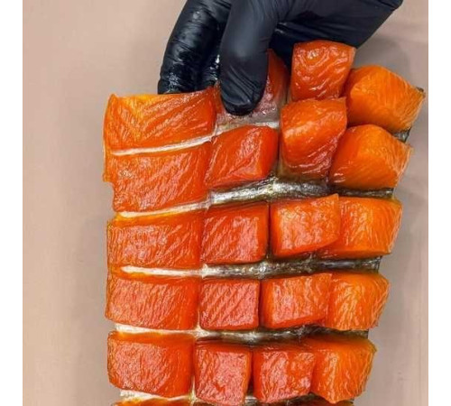 Юкола из лосося вяленая, размер 200 - 400гр/уп (вакуумная упаковка)